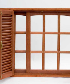 Ventana Corrediza Madera con Postigon
